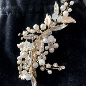 Swarovski hair clip for wedding or events